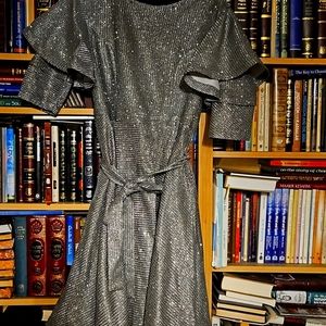 Wedding/party dress..knee length..can wear with petticoat for a dressier look